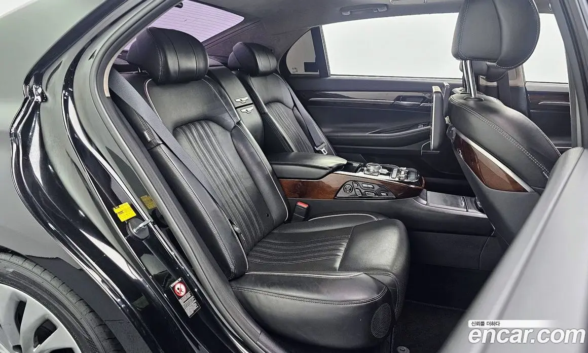 Genesis EQ900 2016 3.3 автомат (гидро), фото 12 Genesis EQ900 2016 3.3 автомат (гидро), фото 12