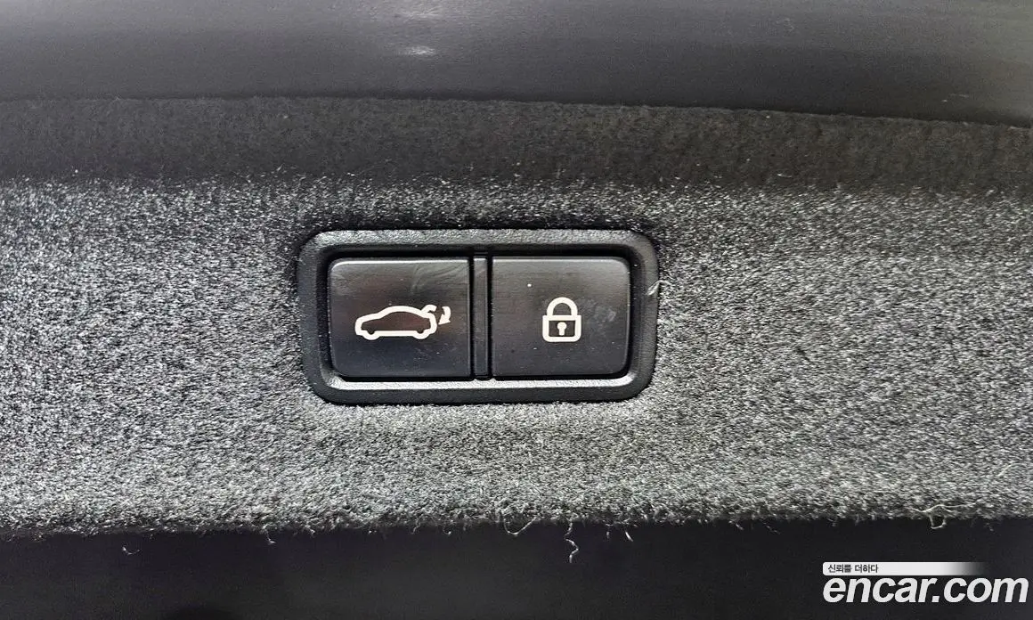 Genesis EQ900 2016 3.3 автомат (гидро), фото 19 Genesis EQ900 2016 3.3 автомат (гидро), фото 19