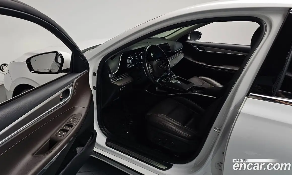 Hyundai Grandeur 2020 2.5 автомат (гидро), фото 12