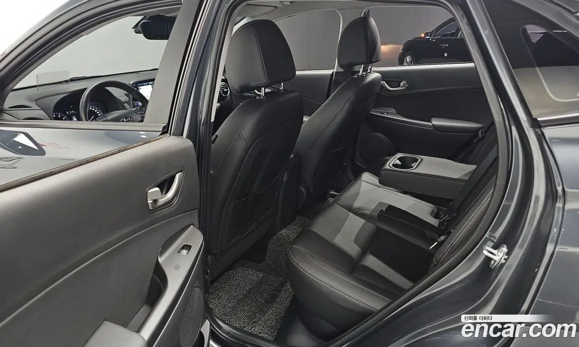 Hyundai Kona 2020 1.6 автомат (гидро), фото 17