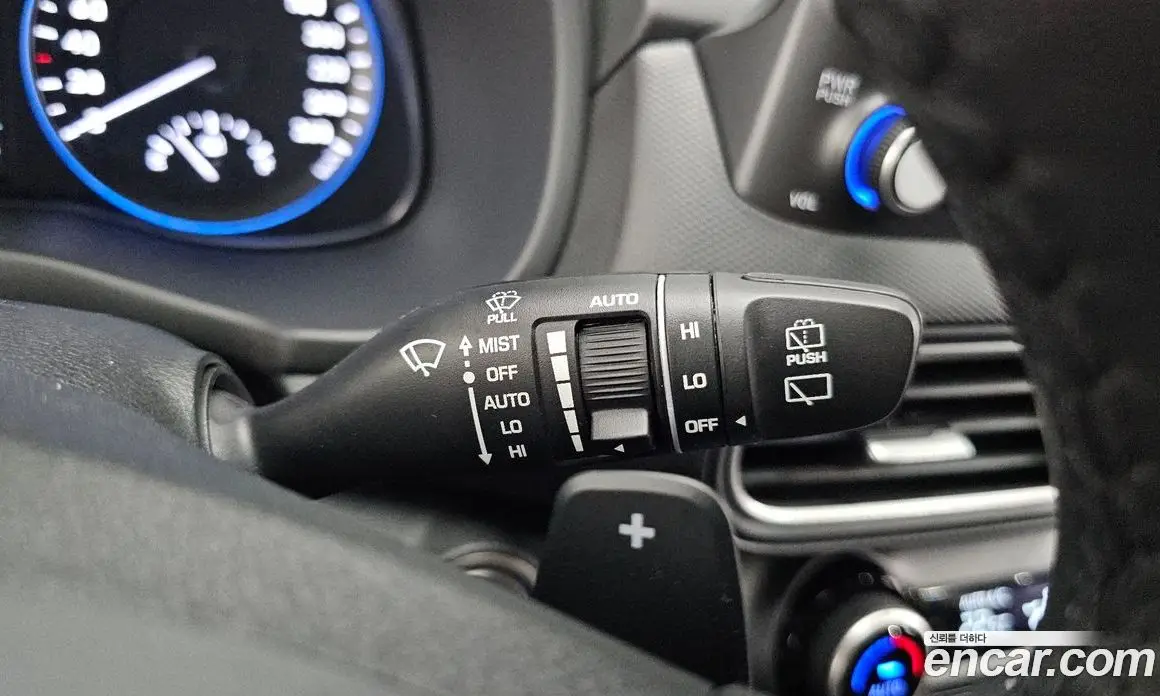 Hyundai Kona 2020 1.6 автомат (гидро), фото 27