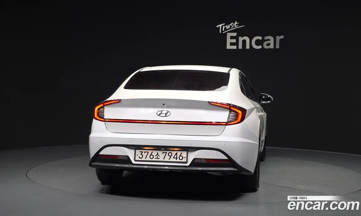 Hyundai Sonata 2019 2.0 автомат (гидро), фото 4