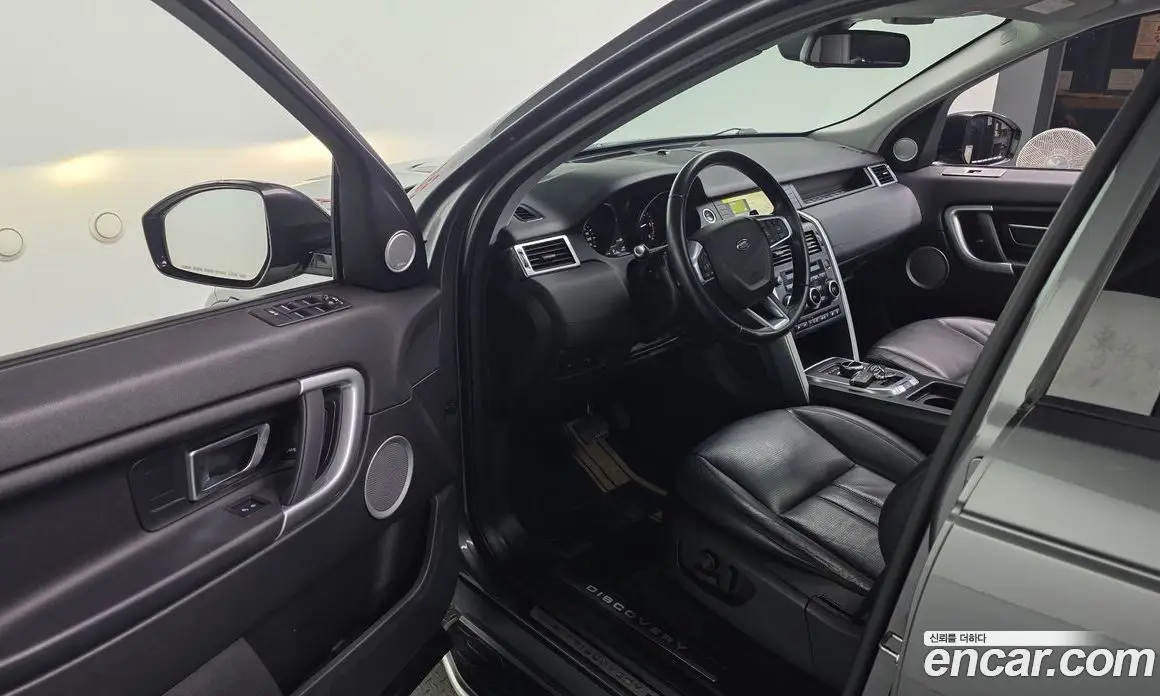 Land Rover Discovery Sport 2017 2.0 автомат (гидро), фото 11 Land Rover Discovery Sport 2017 2.0 автомат (гидро), фото 11