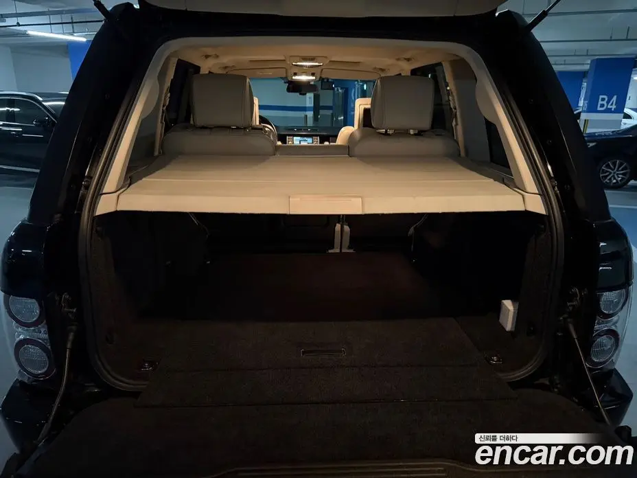 Land Rover Range Rover 2011 5.0 автомат (гидро), фото 16