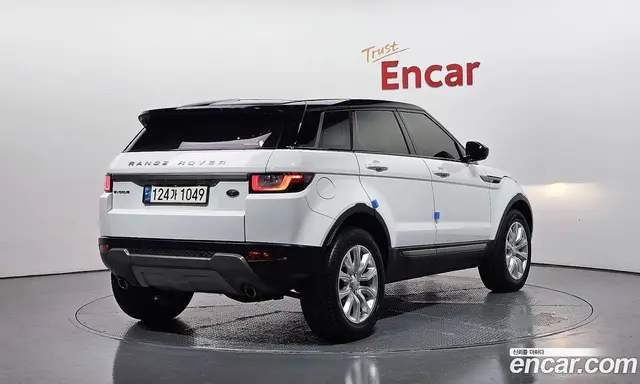 Land Rover Range Rover Evoque 2017 2.0 автомат (гидро), миниатюра 2