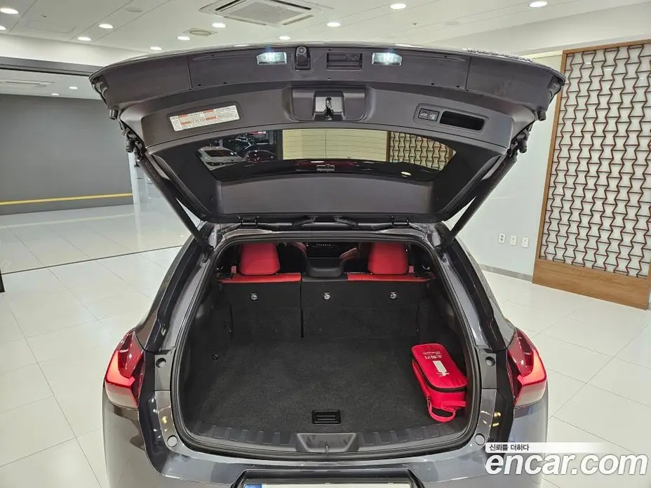 Lexus UX 2025 2.0 автомат (вариатор), фото 5