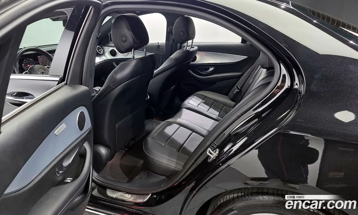 Mercedes-Benz E-Class 2019 2.0 автомат (гидро), фото 11