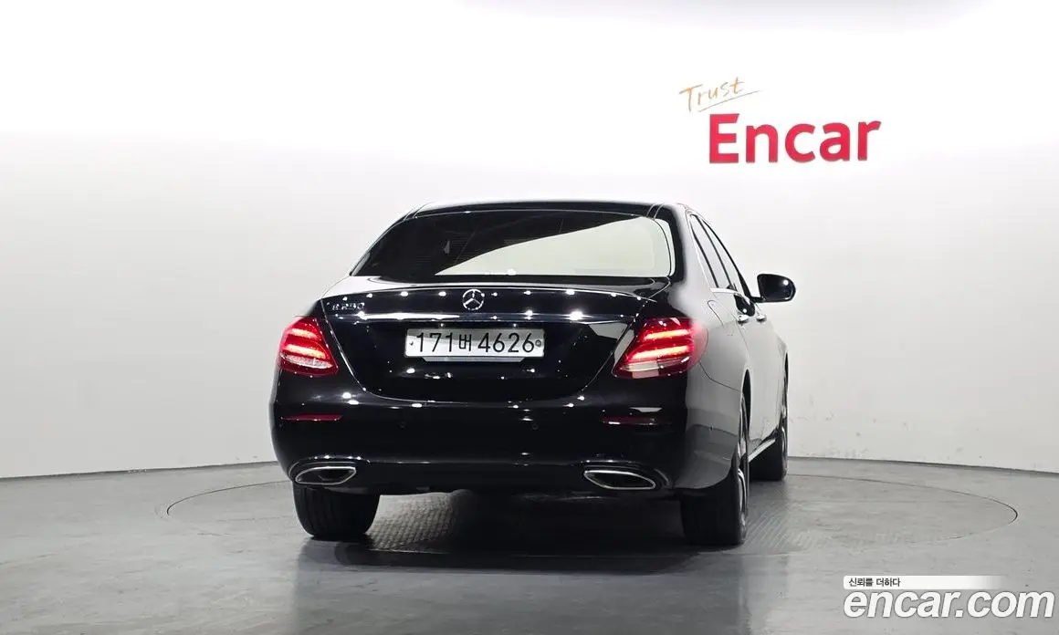 Mercedes-Benz E-Class 2019 2.0 автомат (гидро), фото 4