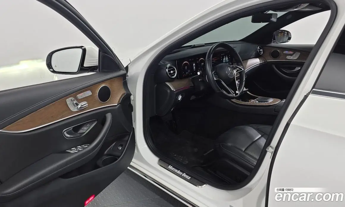 Mercedes-Benz E-Class 2021 2.0 автомат (гидро), фото 13
