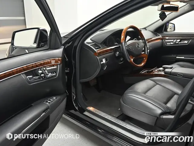 Mercedes-Benz S-Class 2010 5.5 автомат (гидро), миниатюра 11