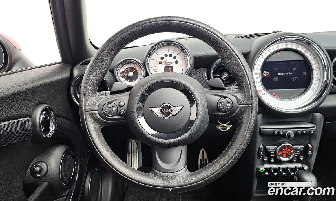 Mini Cooper Convertible 2011 1.6 автомат (гидро), фото 13 Mini Cooper Convertible 2011 1.6 автомат (гидро), фото 13