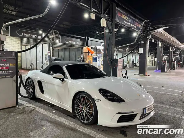 Porsche 718 2017 2.5 автомат (гидро), миниатюра 3
