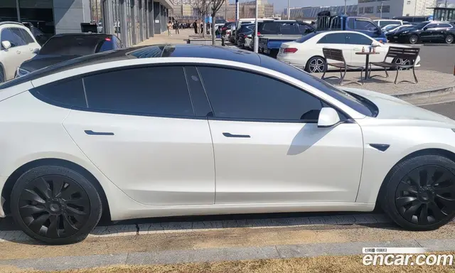 Tesla Model 3 2022 автомат (гидро), миниатюра 4