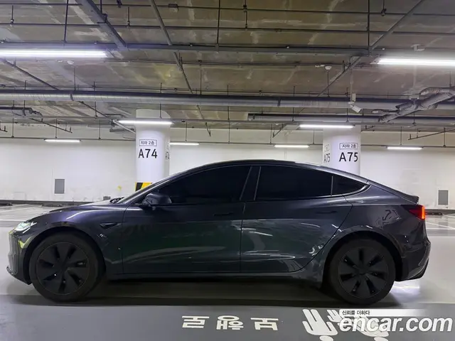 Tesla Model 3 2026 автомат (гидро), миниатюра 2