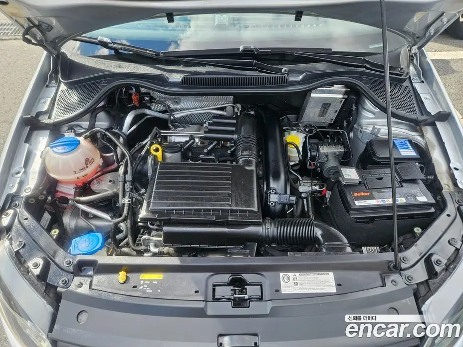 Volkswagen Polo 2016 1.3 автомат (гидро), фото 12 Volkswagen Polo 2016 1.3 автомат (гидро), фото 12