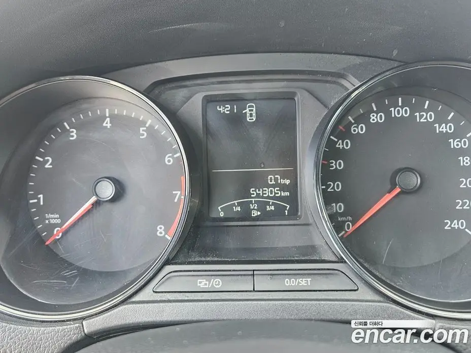 Volkswagen Polo 2016 1.3 автомат (гидро), фото 8 Volkswagen Polo 2016 1.3 автомат (гидро), фото 8
