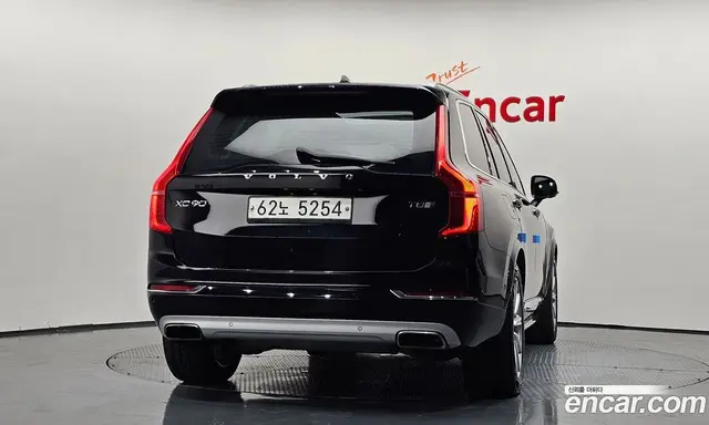 Volvo XC90 2017 2.0 автомат (гидро), миниатюра 4 Volvo XC90 2017 2.0 автомат (гидро), миниатюра 4