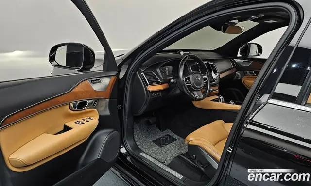 Volvo XC90 2017 2.0 автомат (гидро), миниатюра 10 Volvo XC90 2017 2.0 автомат (гидро), миниатюра 10