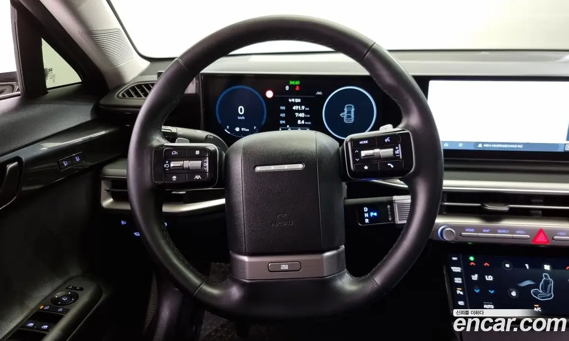 Hyundai Grandeur 2023 3.5 автомат (гидро), фото 13