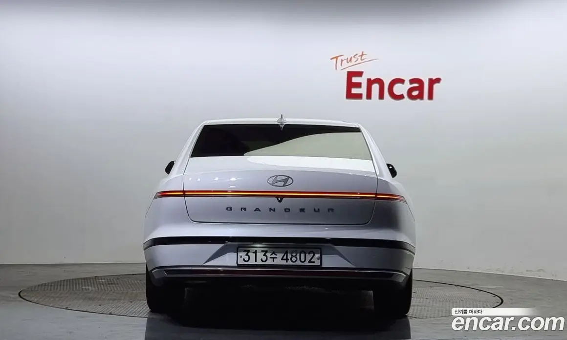 Hyundai Grandeur 2023 3.5 автомат (гидро), фото 4