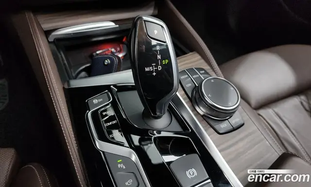 BMW 5 серия 2018 2.0 автомат (гидро), миниатюра 9
