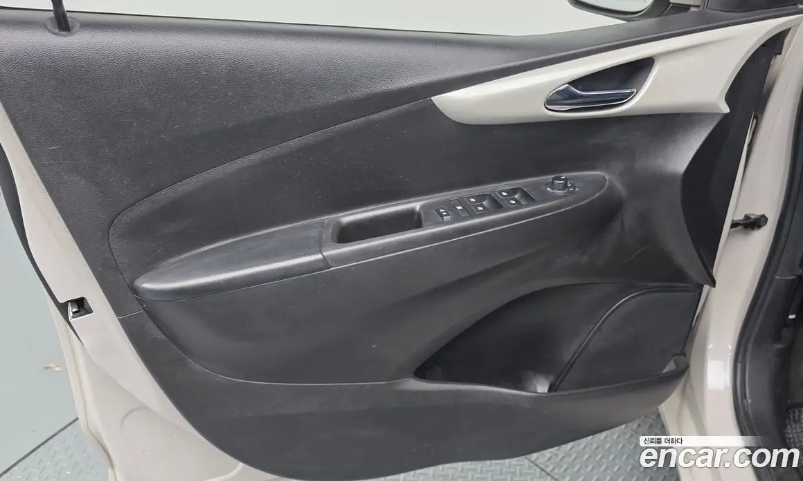 Chevrolet Spark 2016 1.0 автомат (гидро), фото 14