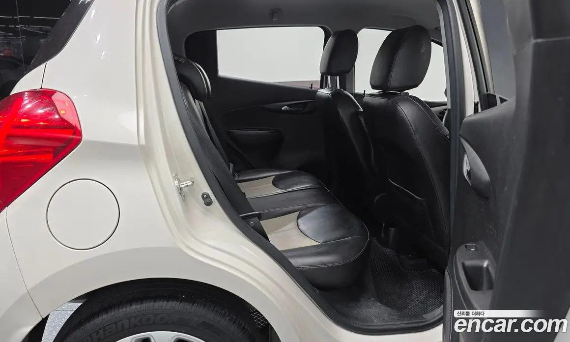 Chevrolet Spark 2016 1.0 автомат (гидро), фото 17