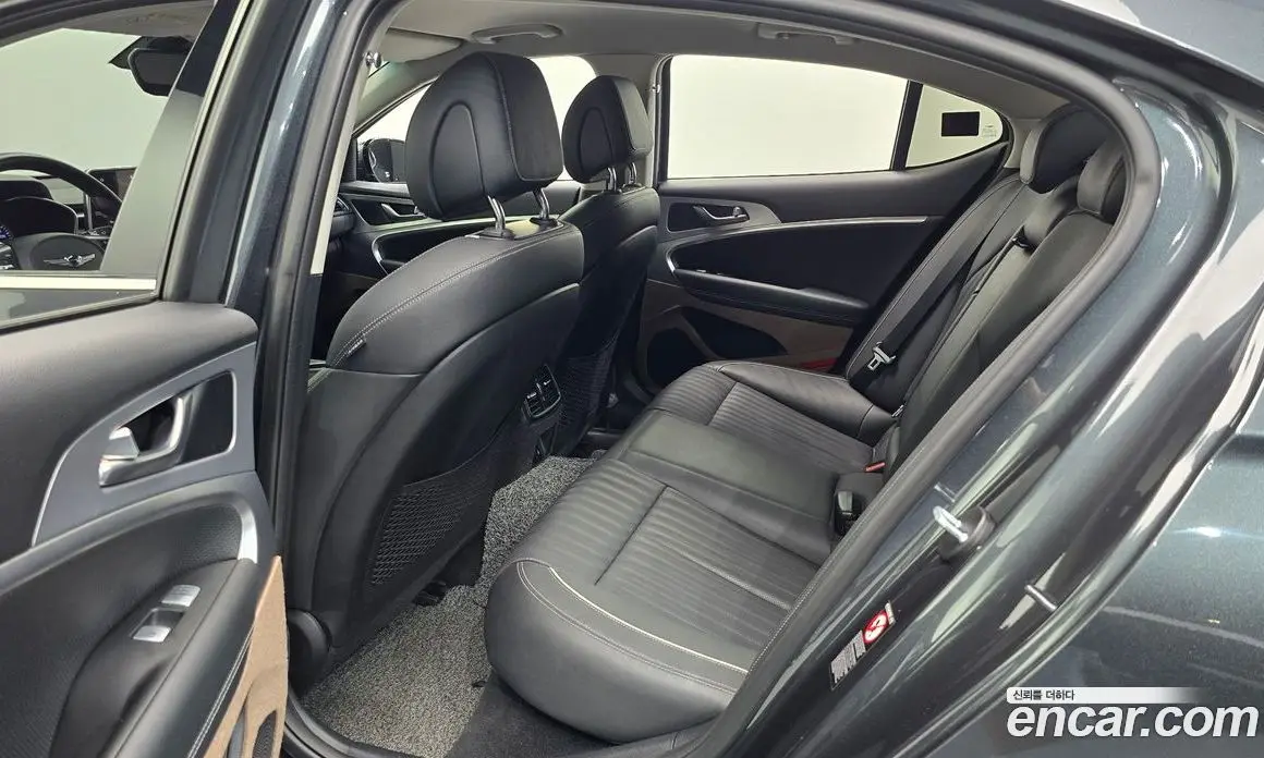 Genesis G70 2018 2.0 автомат (гидро), фото 18
