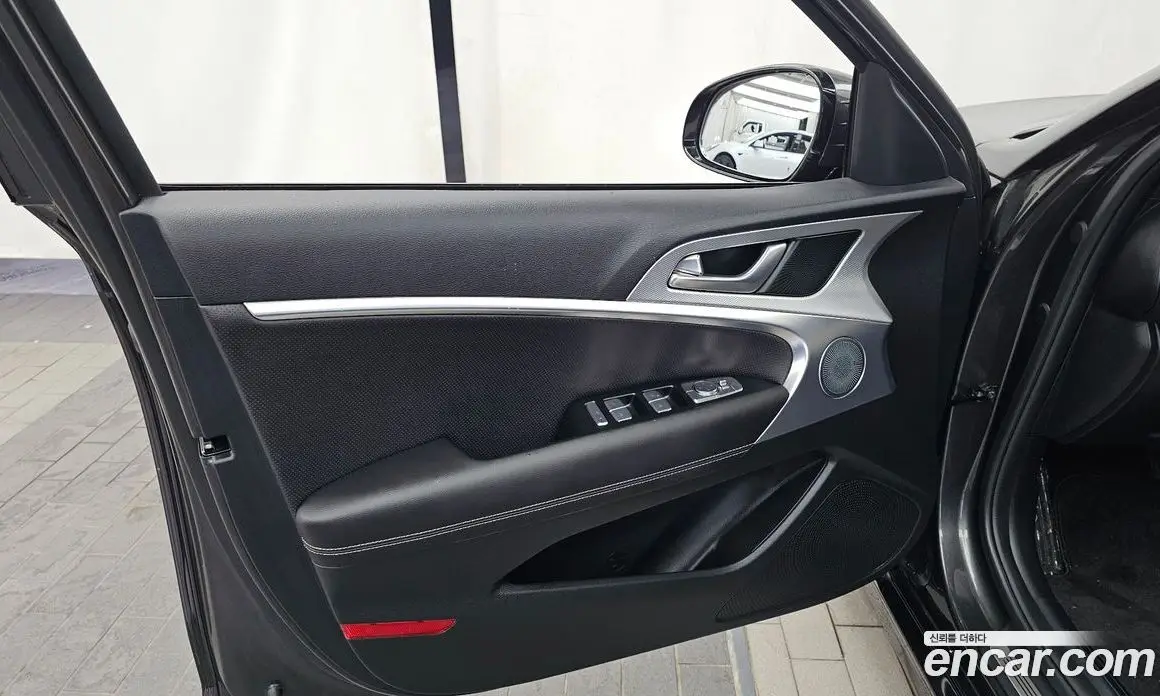 Genesis G70 2024 2.5 автомат (гидро), фото 14