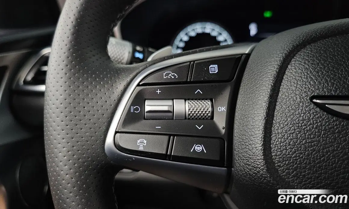 Genesis G70 2024 2.5 автомат (гидро), фото 24