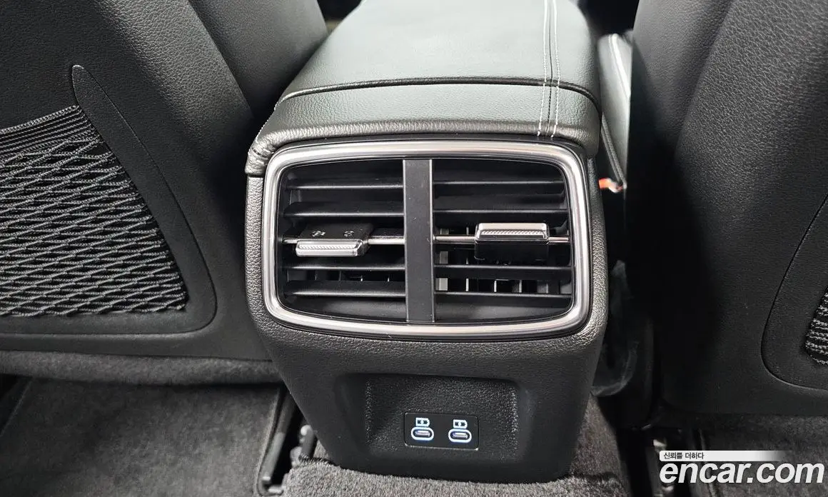 Genesis G70 2024 2.5 автомат (гидро), фото 30