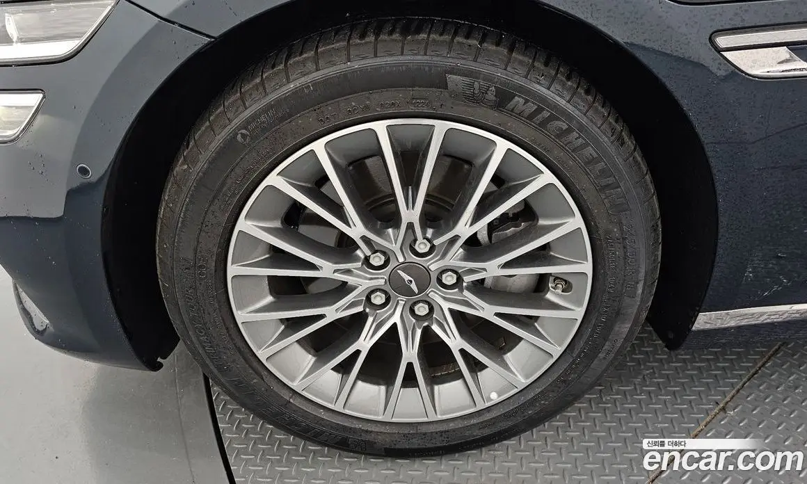 Genesis G80 2023 2.5 автомат (гидро), фото 5