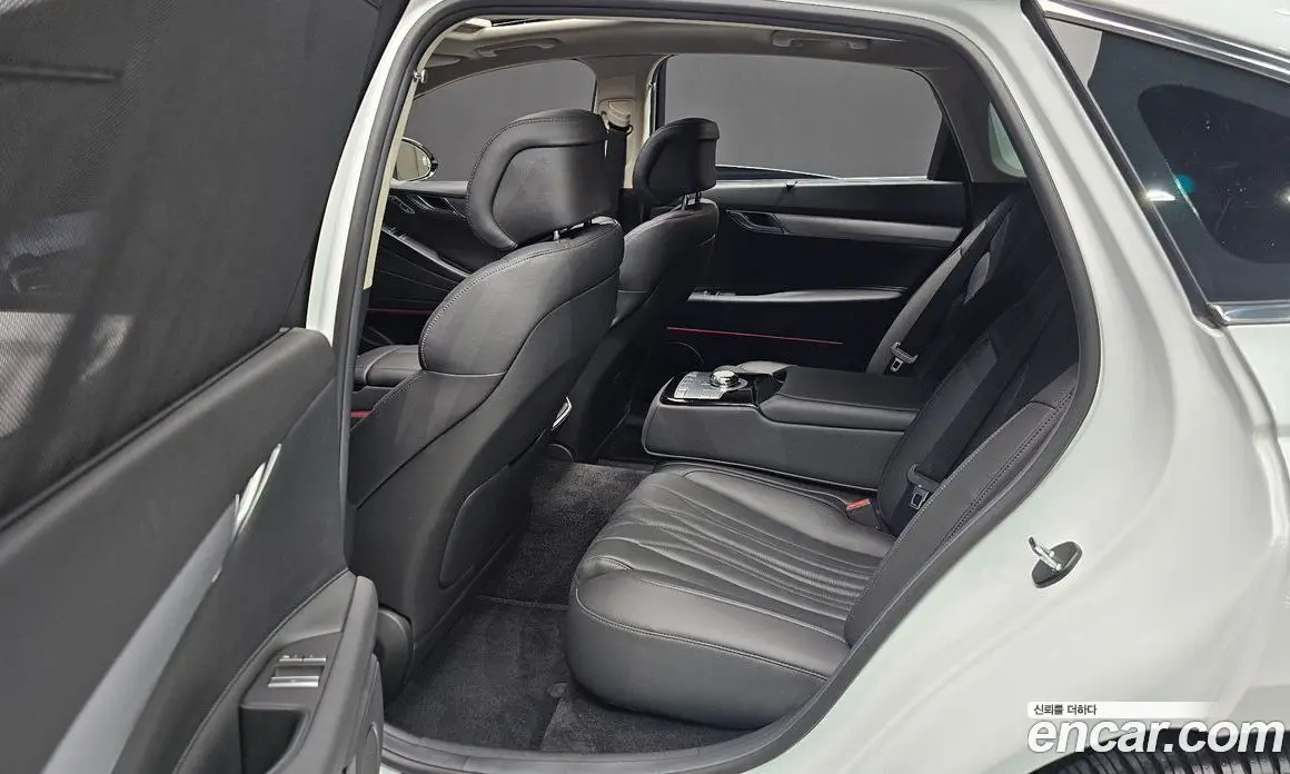 Genesis G80 2024 2.5 автомат (гидро), фото 12