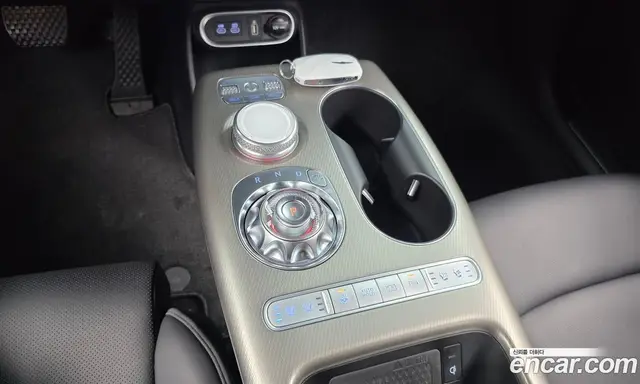 Genesis GV60 2022 0.1 автомат (гидро), миниатюра 12