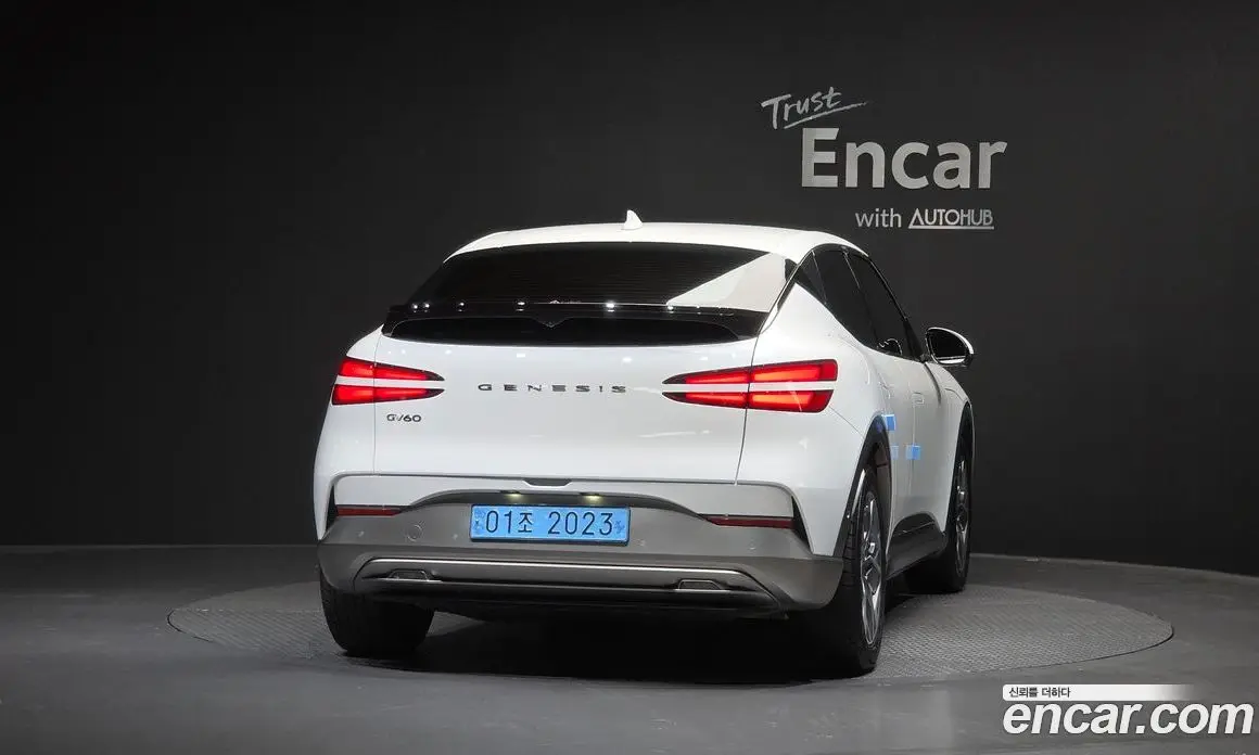 Genesis GV60 2022 0.1 автомат (гидро), фото 4