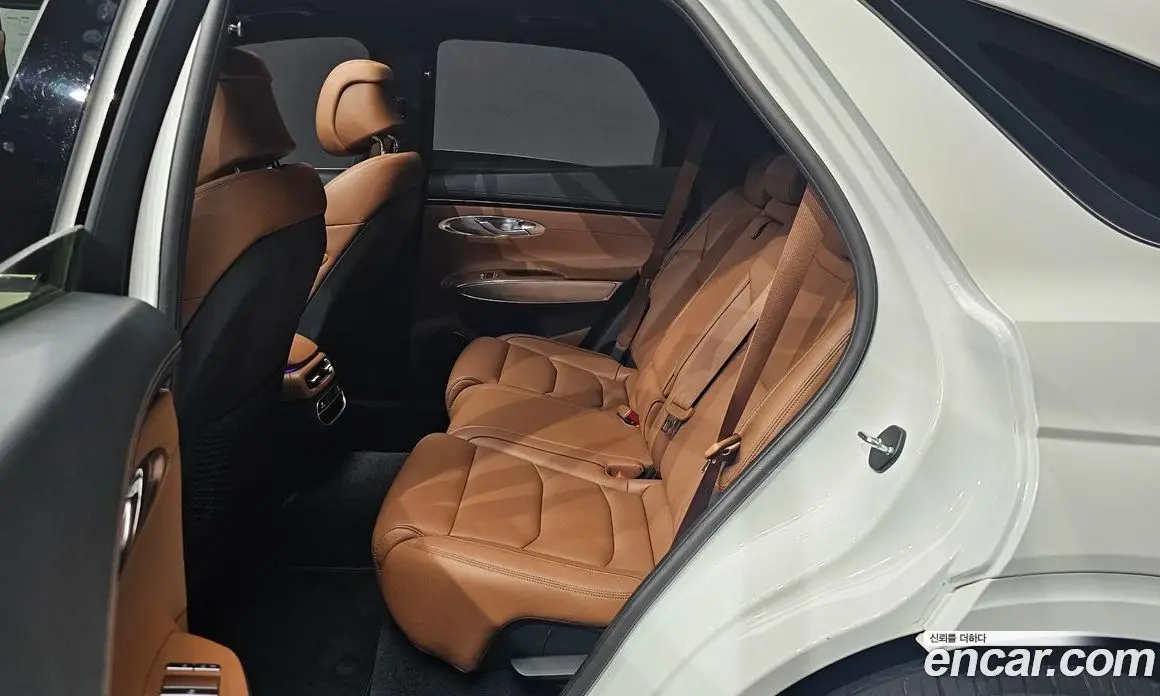 Genesis GV70 2021 2.2 автомат (гидро), фото 16