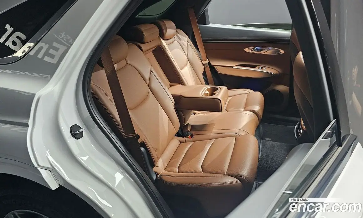 Genesis GV70 2021 2.2 автомат (гидро), фото 17