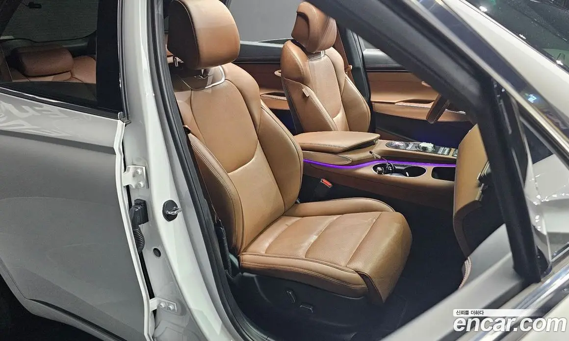 Genesis GV70 2021 2.2 автомат (гидро), фото 18