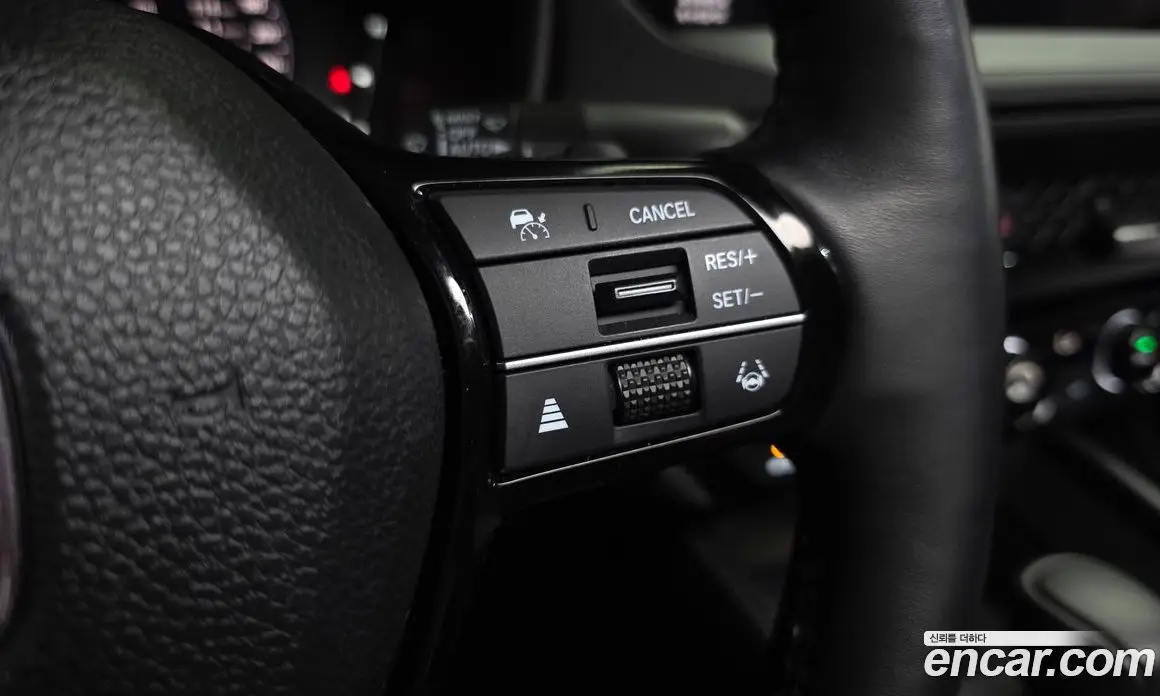 Honda Accord 2023 2.0 автомат (гидро), фото 19