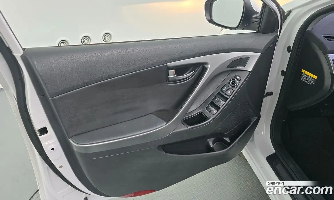Hyundai Avante 2013 1.6 автомат (гидро), фото 14