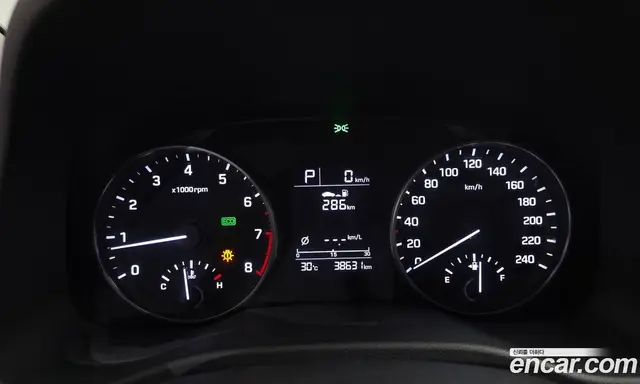 Hyundai Avante 2016 1.6 автомат (гидро), миниатюра 11