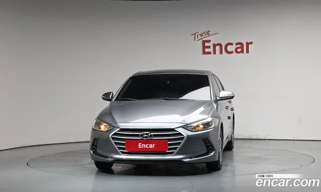 Hyundai Avante 2016 1.6 автомат (гидро), миниатюра 3