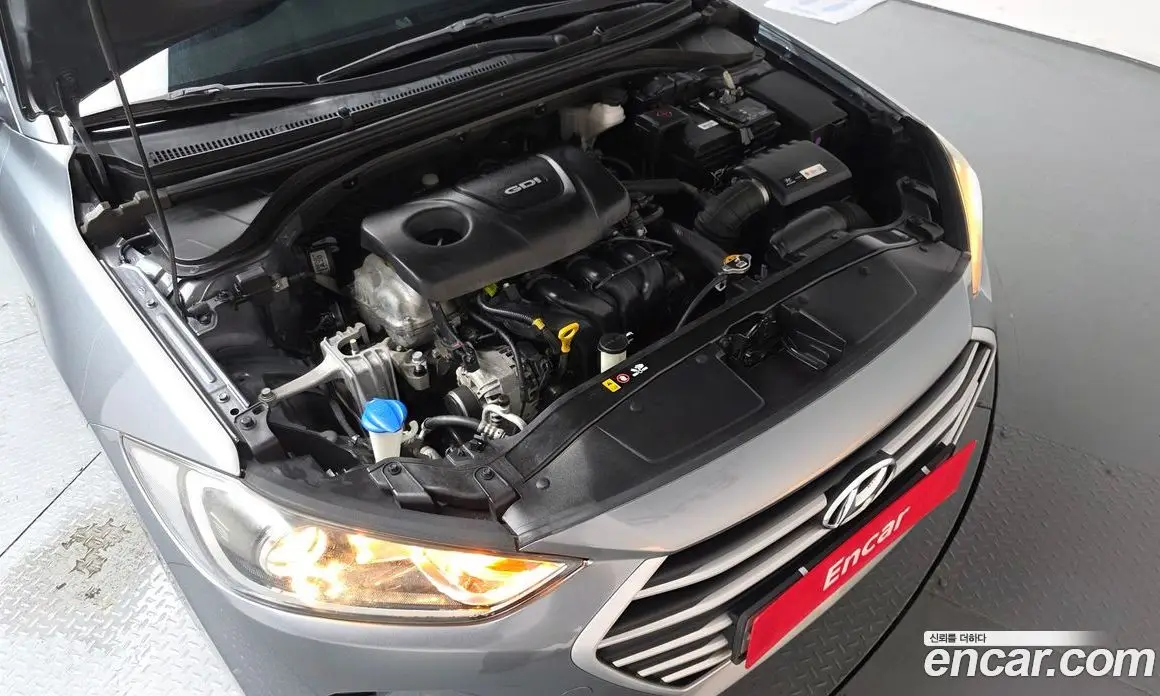 Hyundai Avante 2016 1.6 автомат (гидро), фото 6