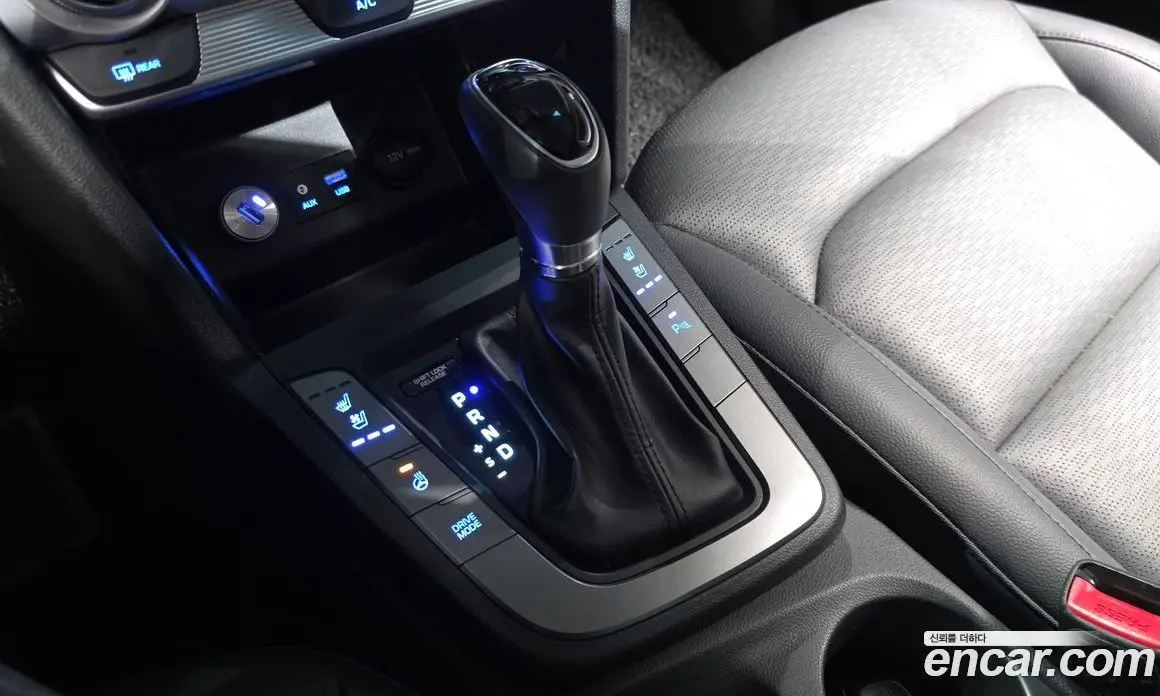 Hyundai Avante 2019 1.6 автомат (гидро), фото 12