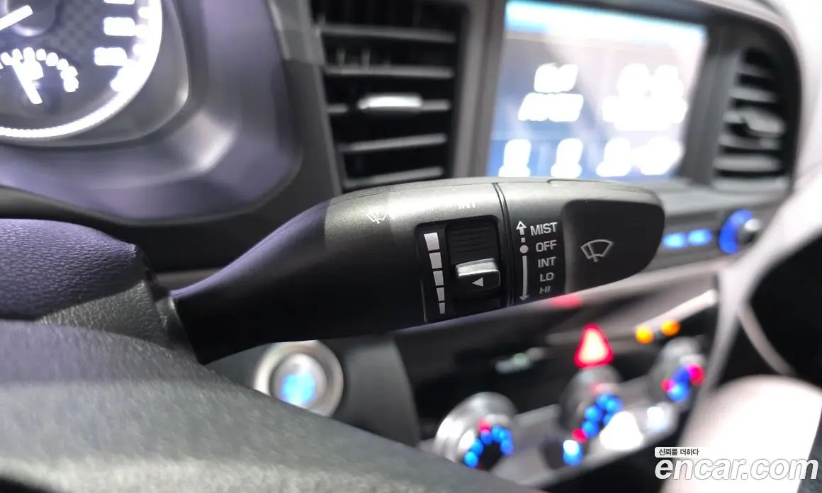 Hyundai Avante 2019 1.6 автомат (гидро), фото 29