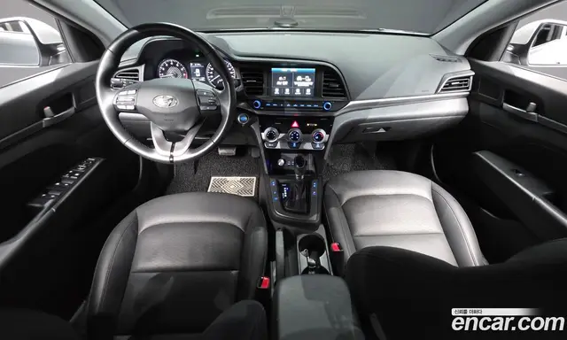 Hyundai Avante 2019 1.6 автомат (гидро), миниатюра 10