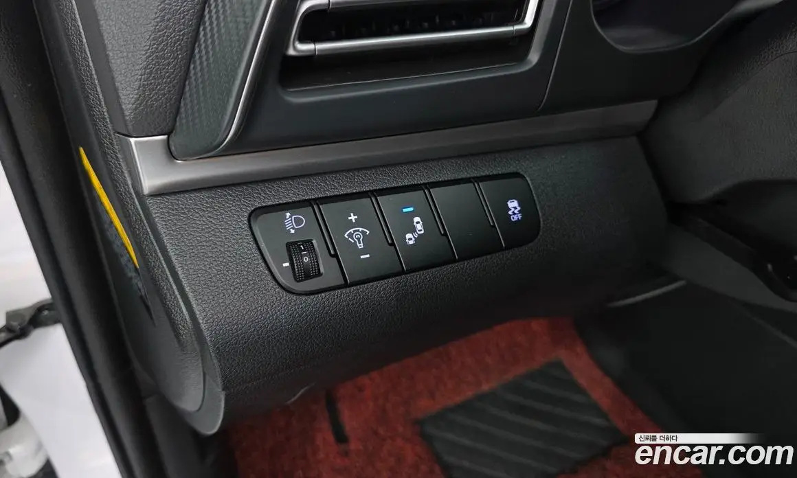Hyundai Avante 2019 1.6 автомат (гидро), фото 17
