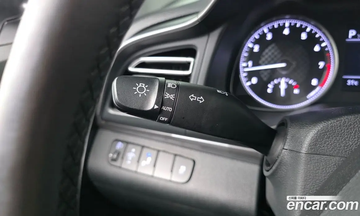 Hyundai Avante 2019 1.6 автомат (гидро), фото 18