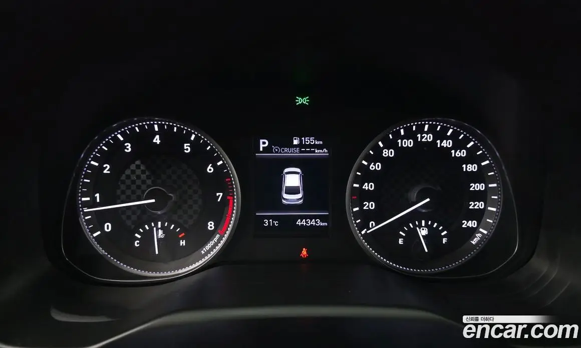 Hyundai Avante 2019 1.6 автомат (гидро), фото 8