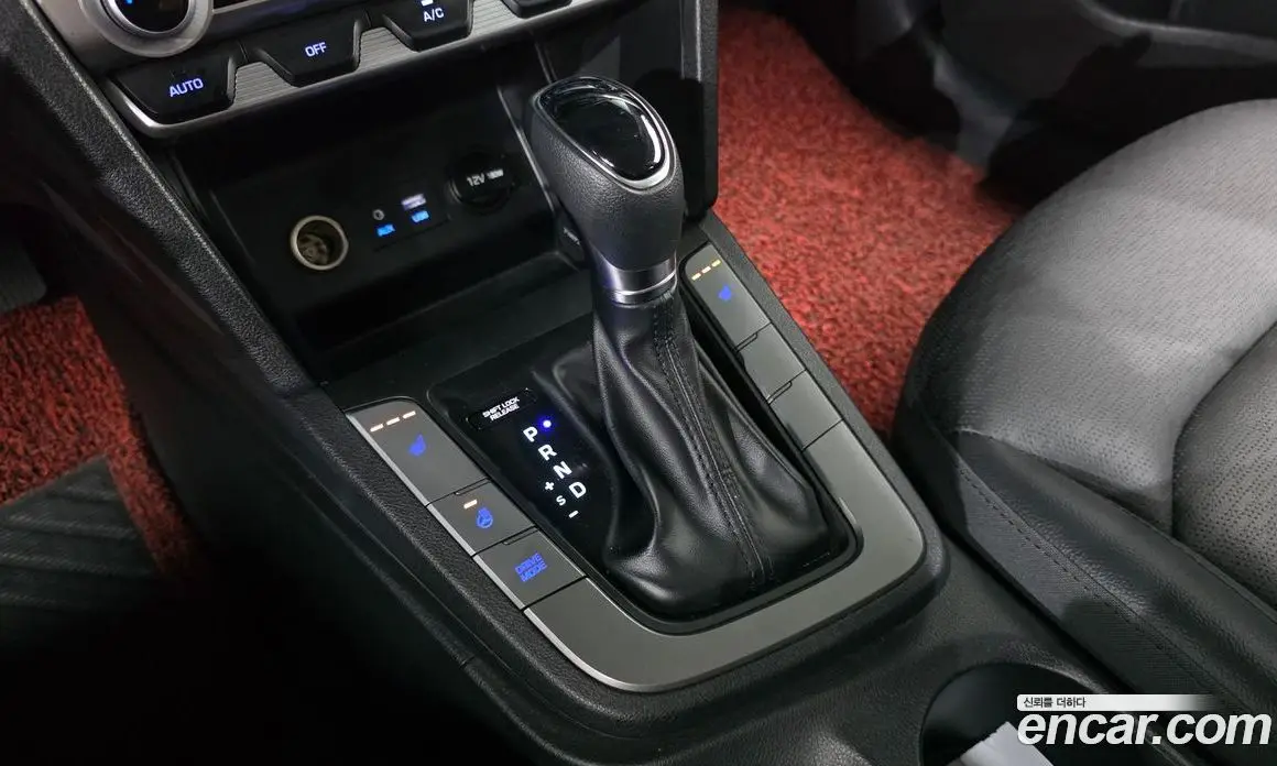 Hyundai Avante 2019 1.6 автомат (гидро), фото 9